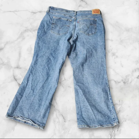 Plus Size Levis High Waisted crop Flare Jeans - Picture 3 of 7